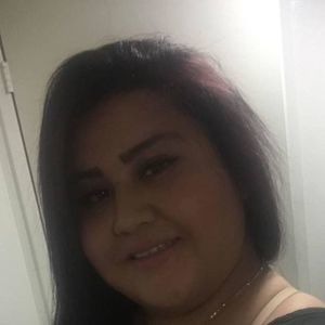 Meet your Posher, Nely